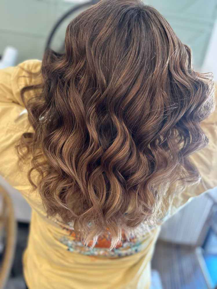 Shampoo And Style