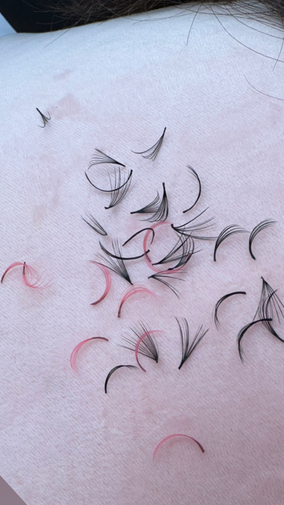 Lash Removal at Lovely Lashes in Bloomington, IL