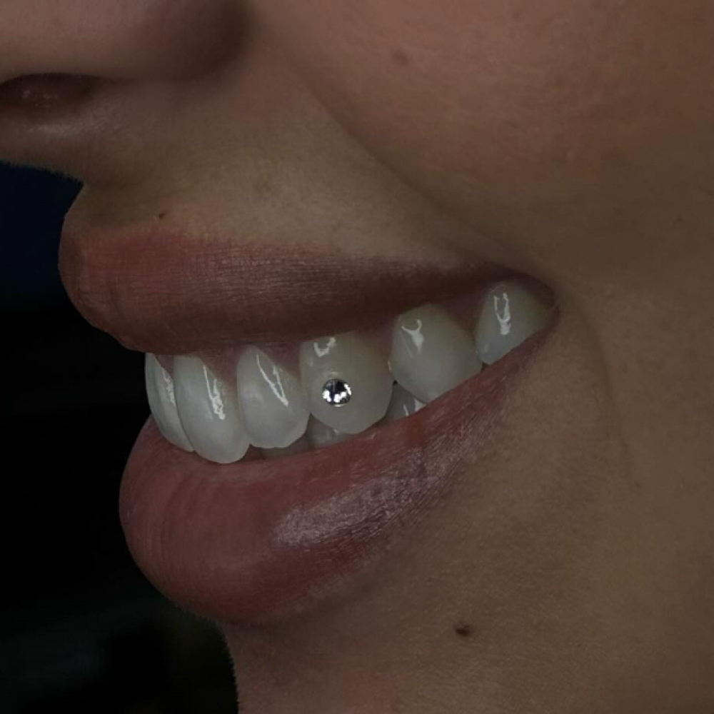 Single Swarovski Tooth Gem at Blossomed Beauty Lounge in Hesperia, CA