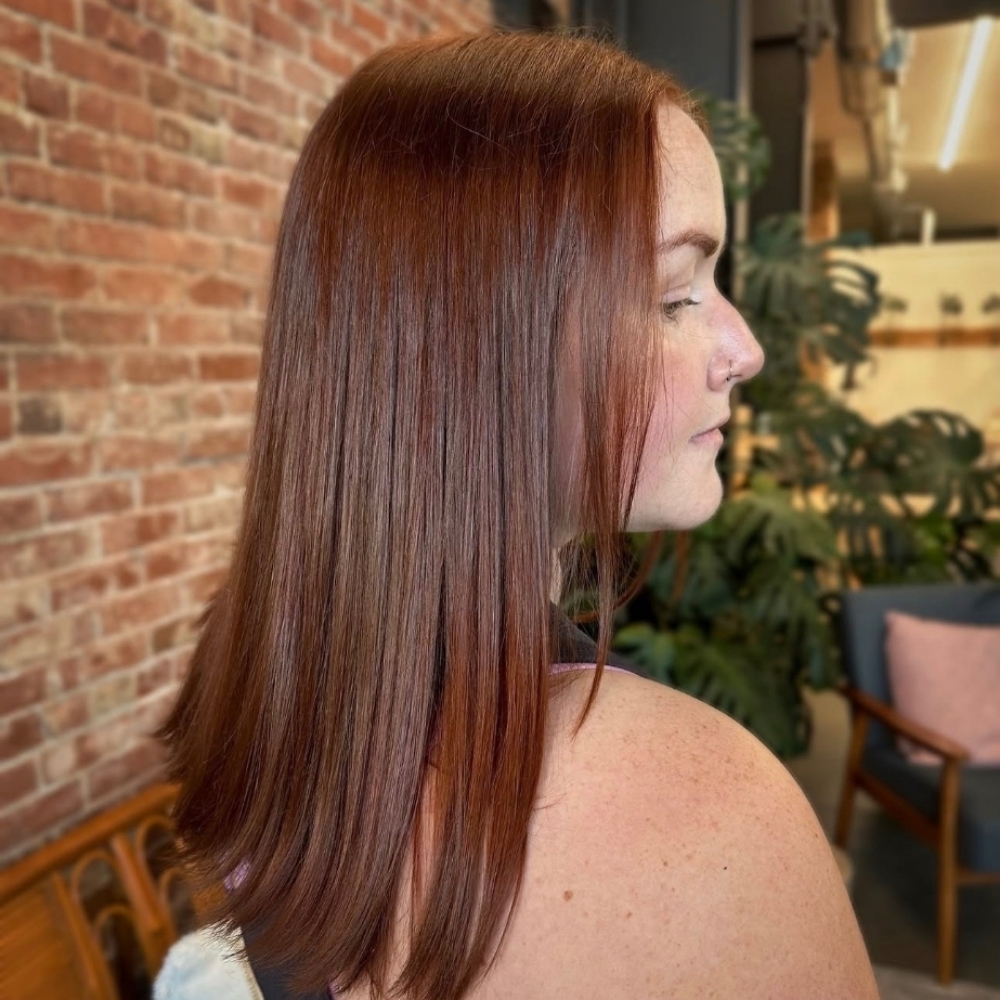 The SLEEK Blowout at Symmetrie Dry Bar in Lynden, WA