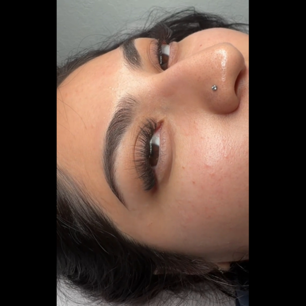 Hybrid Lash Extenstion at Esti.Alice in San Antonio, TX