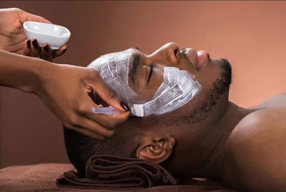 GENTLEMEN'S SKIN THERAPY