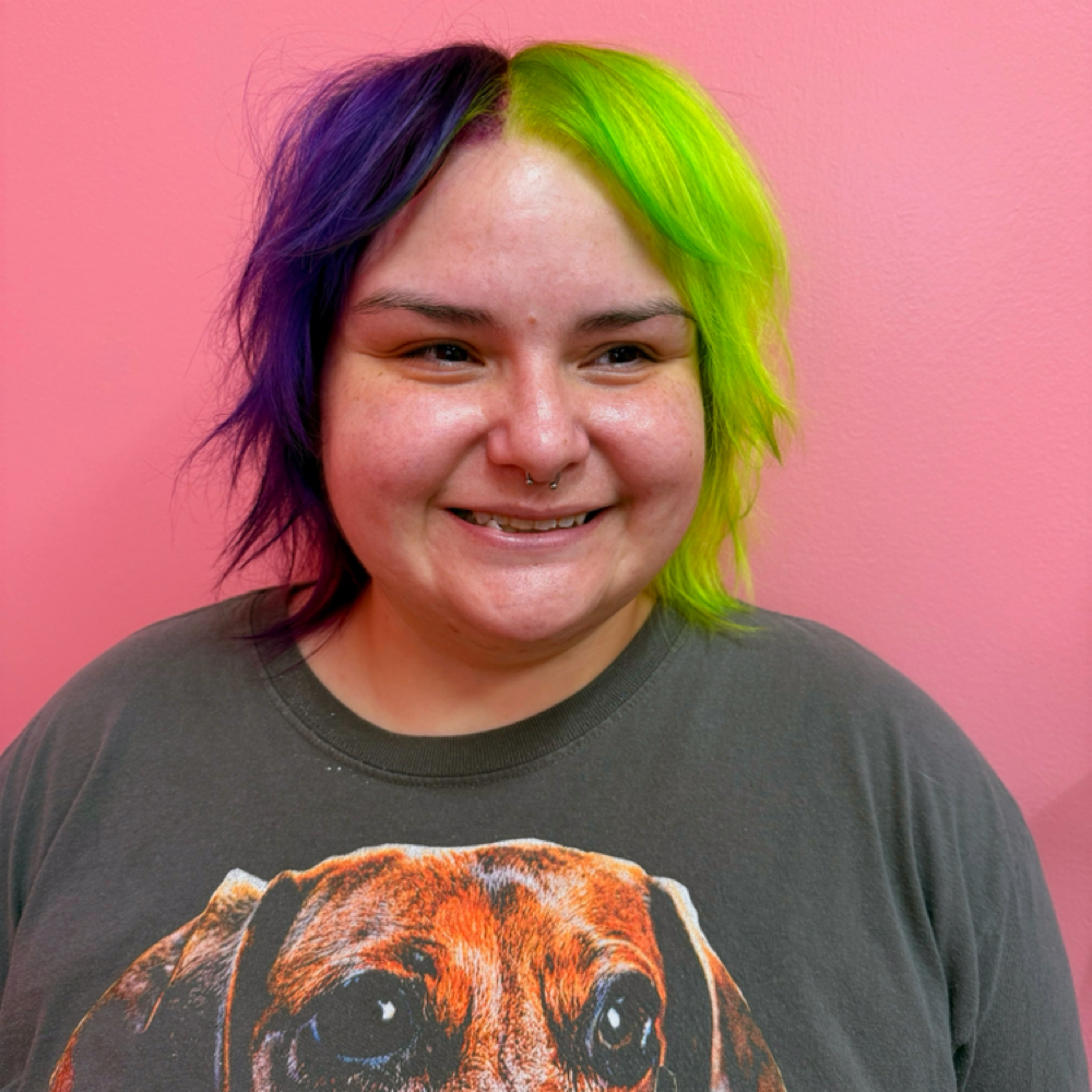 Vivid Retouch at IDK My BFF Tiggz in Portland, OR