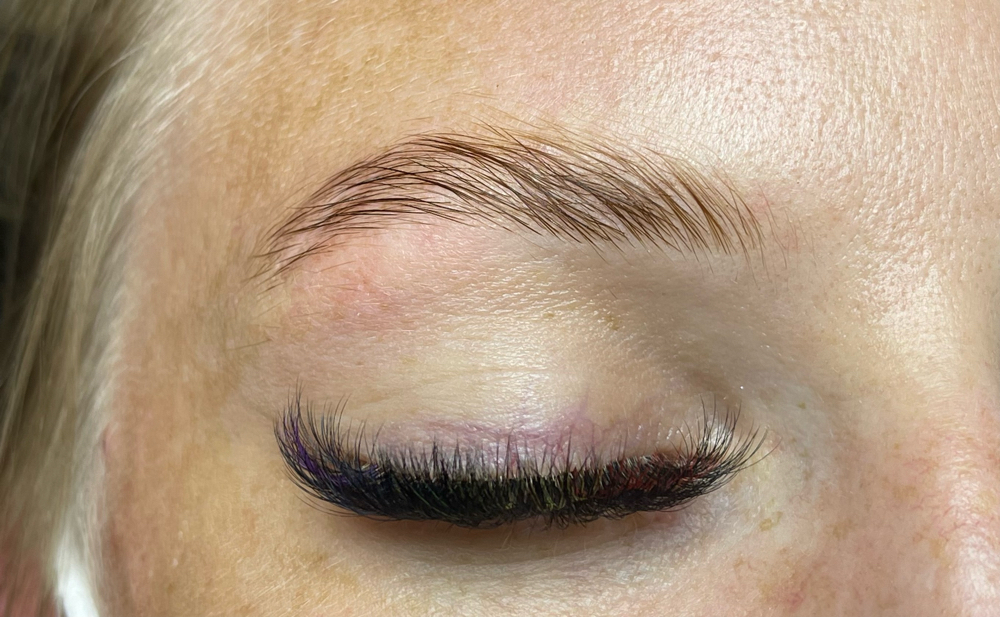 Brow Lamination & Tint