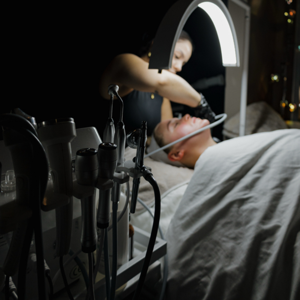 V Hydroverstand Luxury Facial