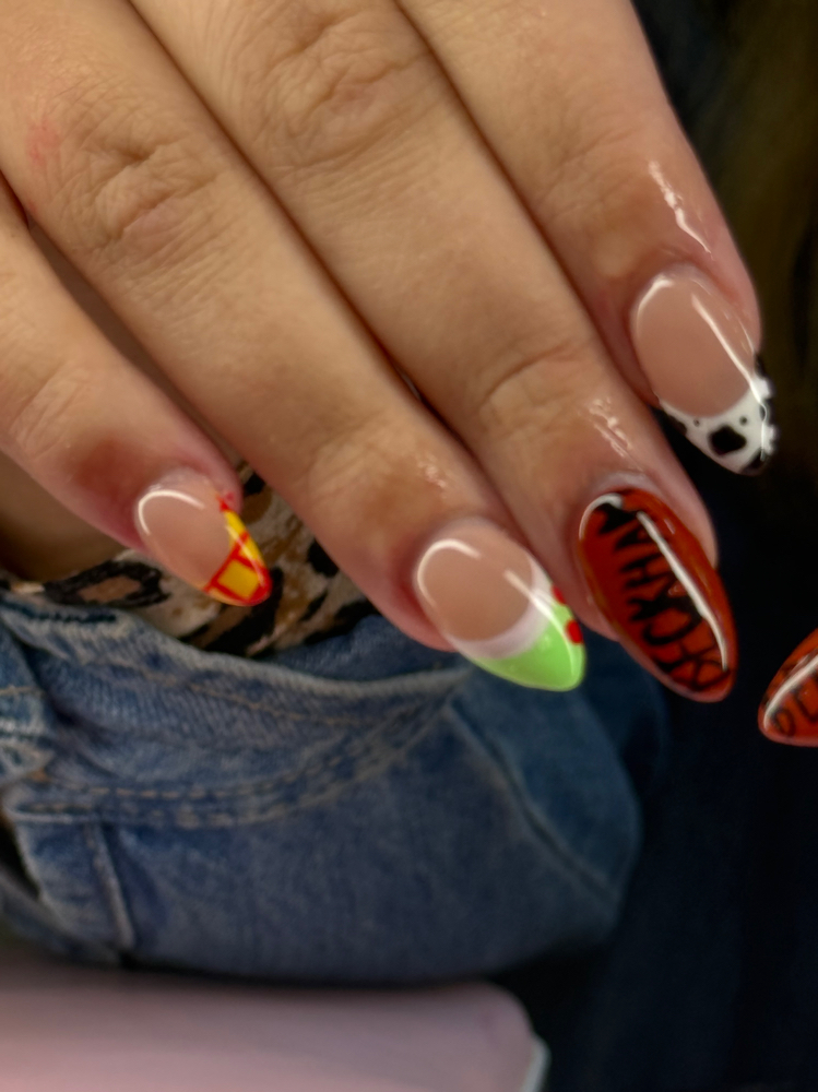 Freestyle Art at nailsbygabriellelyn in Waterville, ME