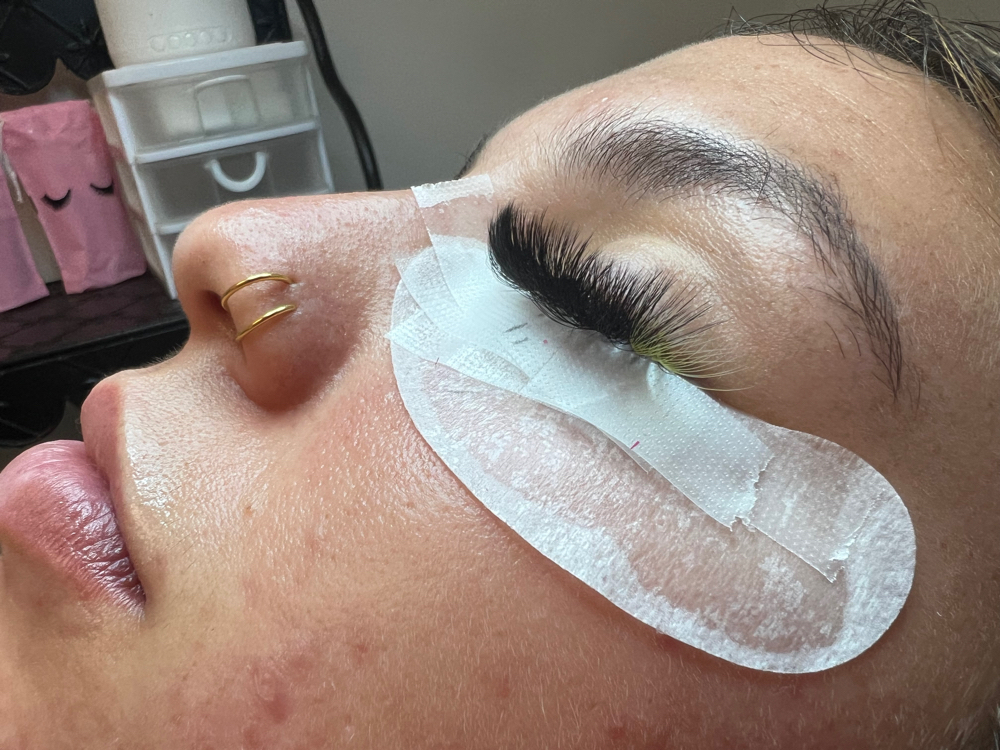 Color Lashes