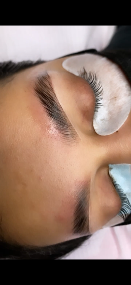 Eye brow Lamination & Tint