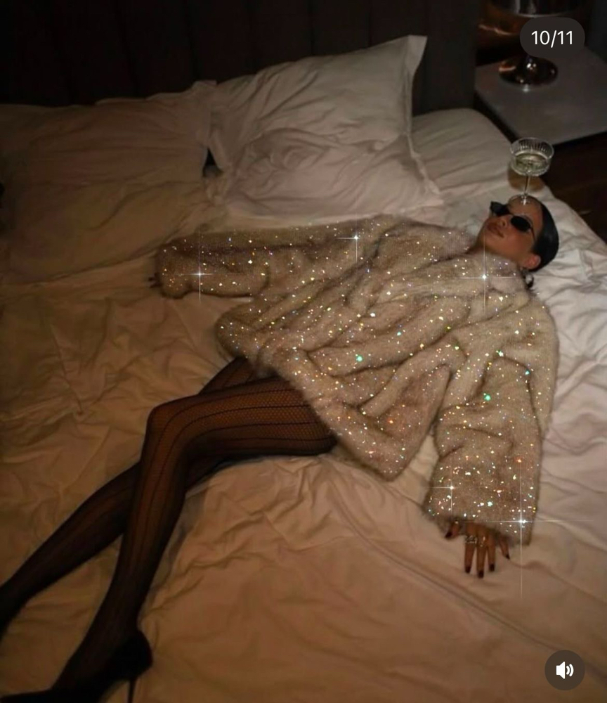 HOLIDAY GLAM PACKAGE