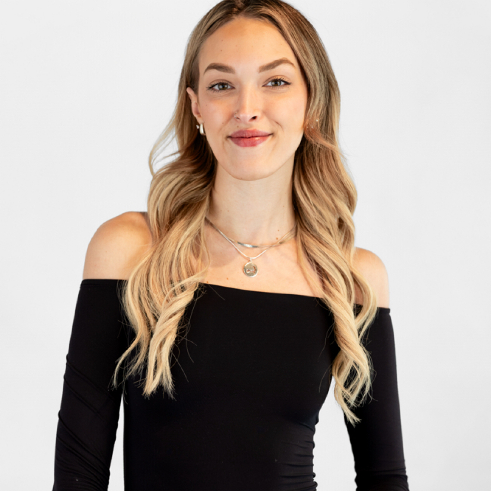 Face Frame Lightening/Style Makenzy at West Salon // South Boston in South Boston, MA