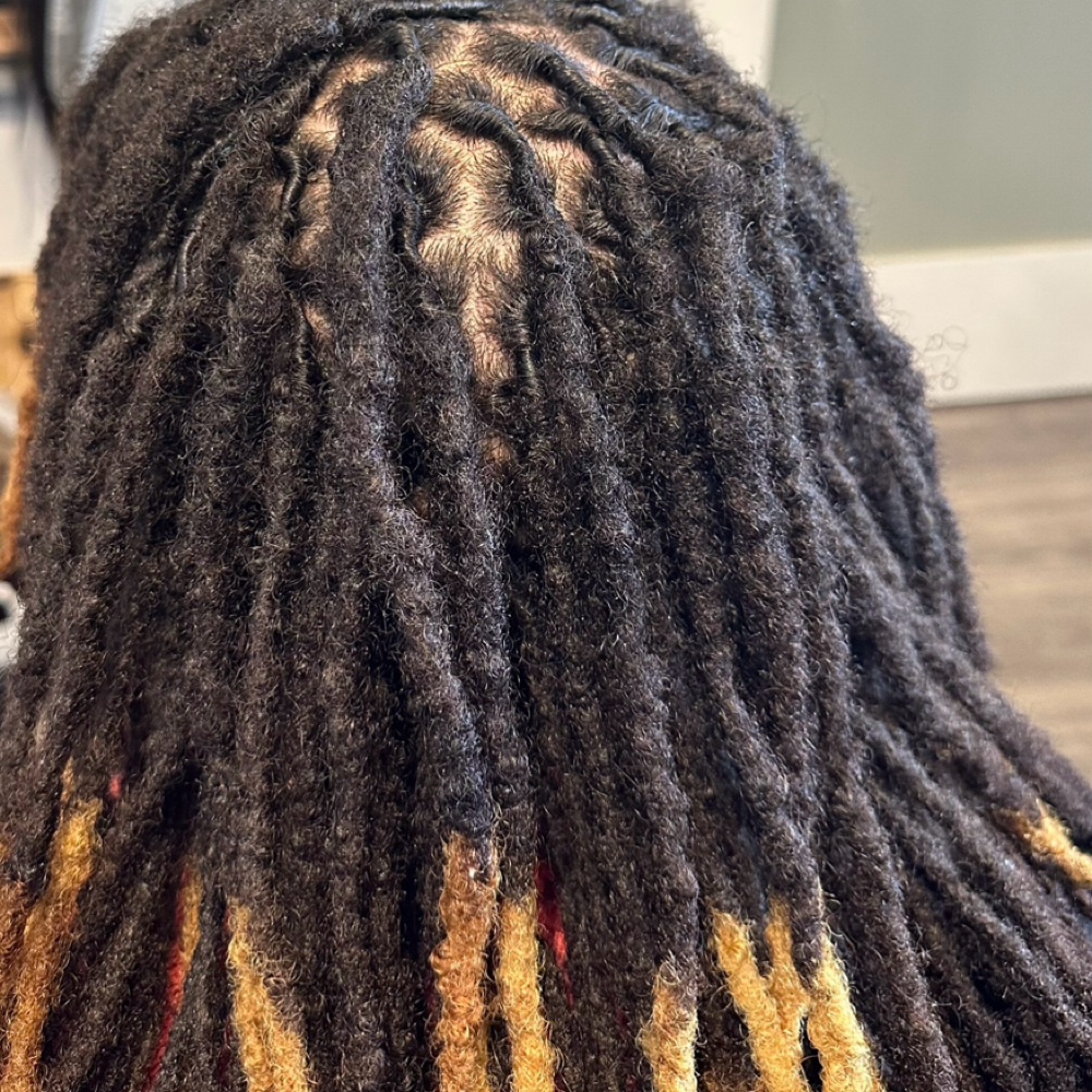 Loc’s at Stay Pretty Hair in Texas, TX