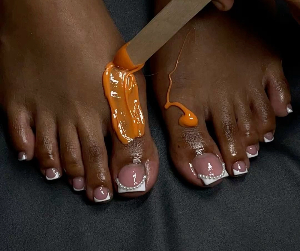 Toes & Feet Wax at BarebyRhea in Rome, GA