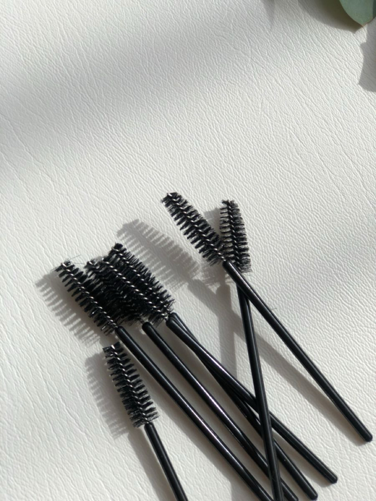 Brow Lamination And Tint