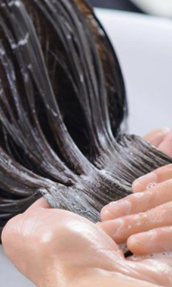 Awaken Scalp Facial & Blowout