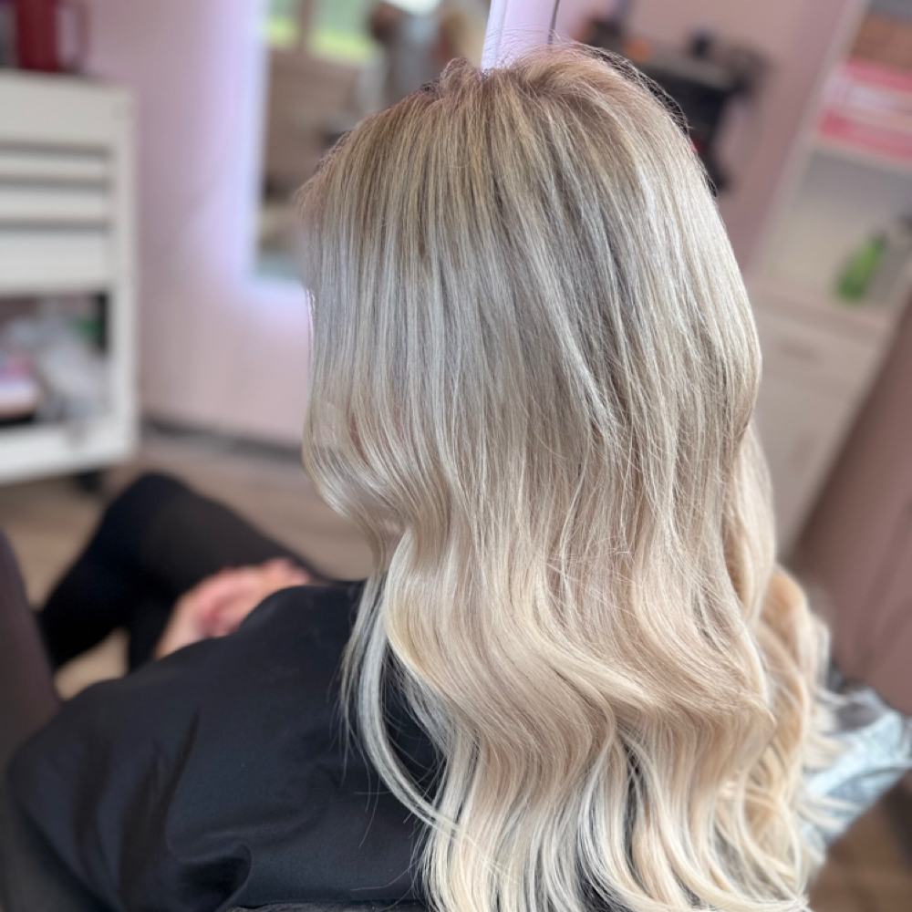 Highlights at Hair By Shelby in Mogadore, OH