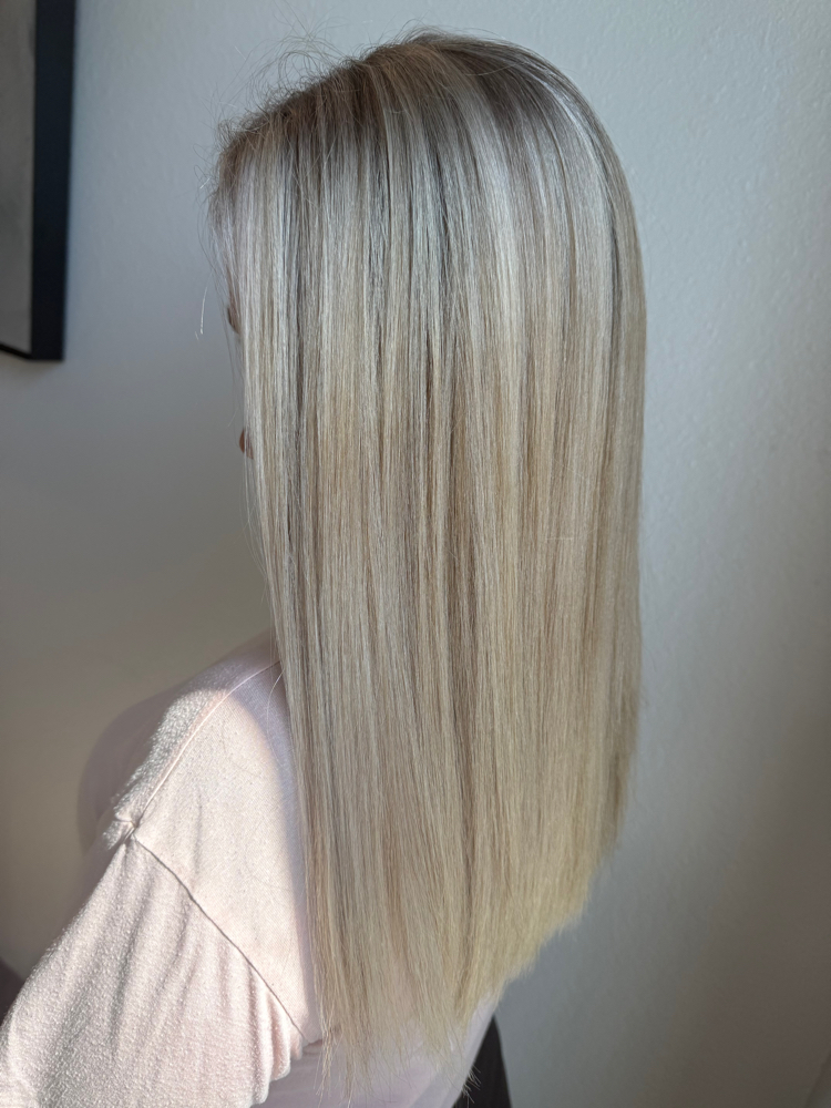 Transformation Blonding Service