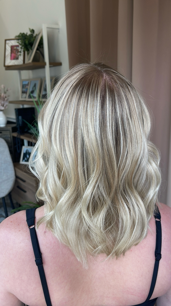 Shampoo&Style at Maksmanes in Danville, IN