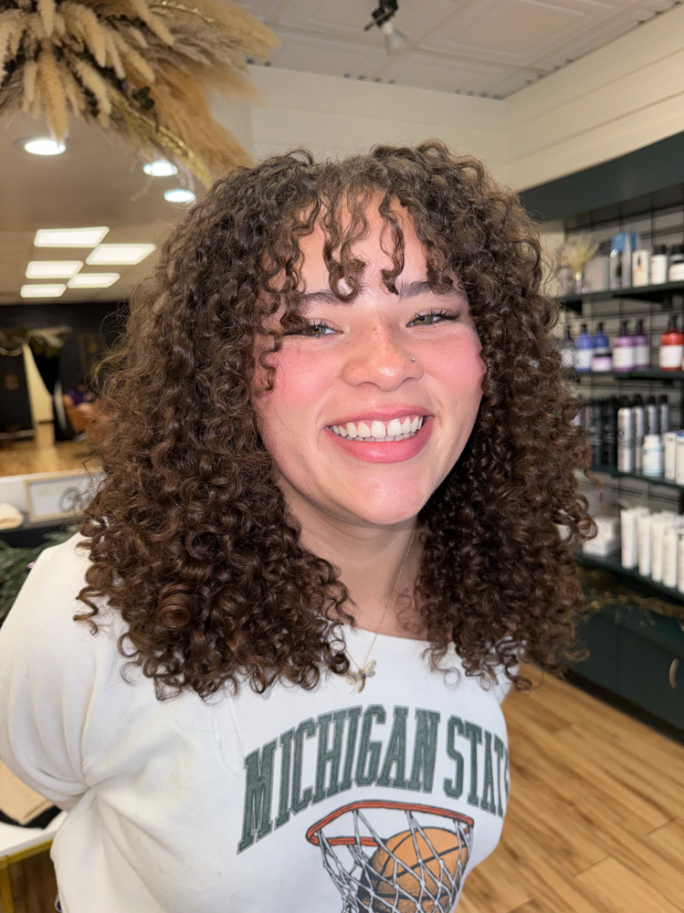 Bang Trim at Curlswrece in O’Fallon, MO