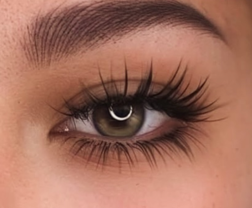 Bottom Lash Extensions