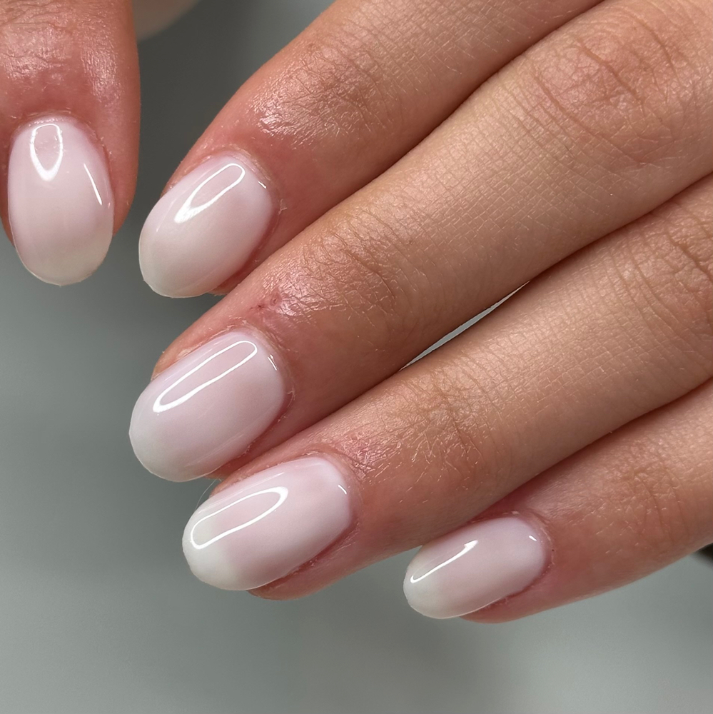 Solid Color Structured Mani