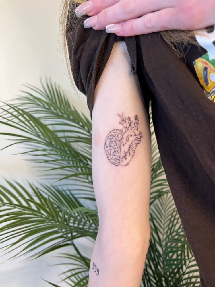 MEDIUM TATTOO DESIGN
