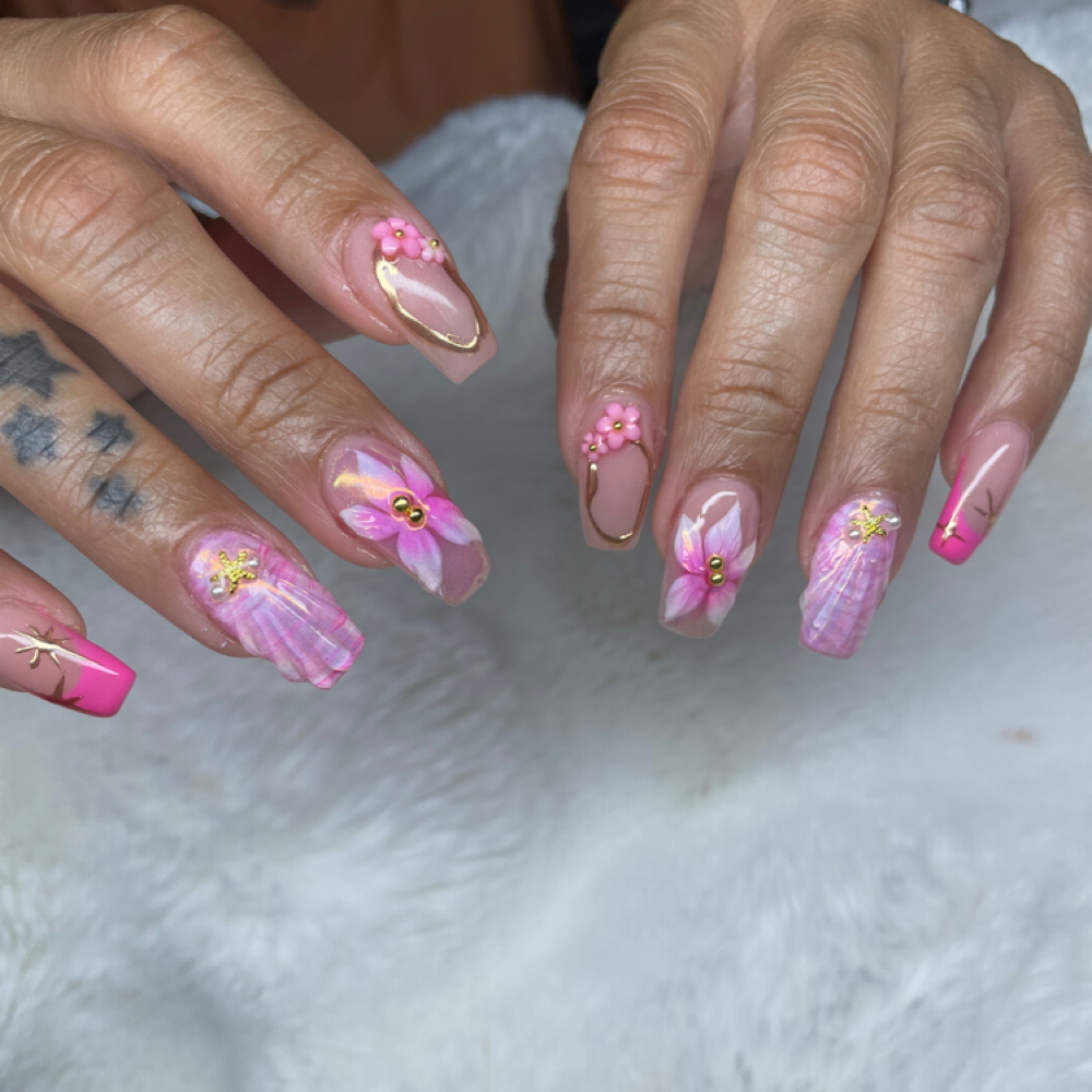 Short/Medium -Full Designs at Hilda’s Queen Nails LlC in Marietta, GA