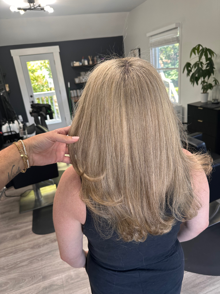 Long Hair Blowout