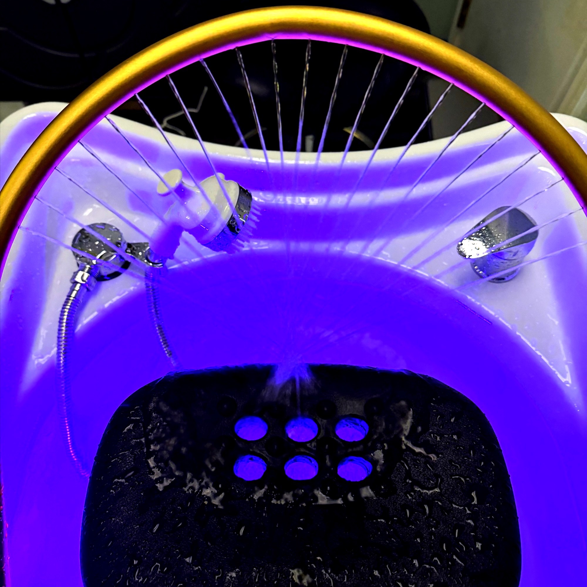 30-Minute Express Refresh at Radiant Reflections Spa in Moorhead, MN