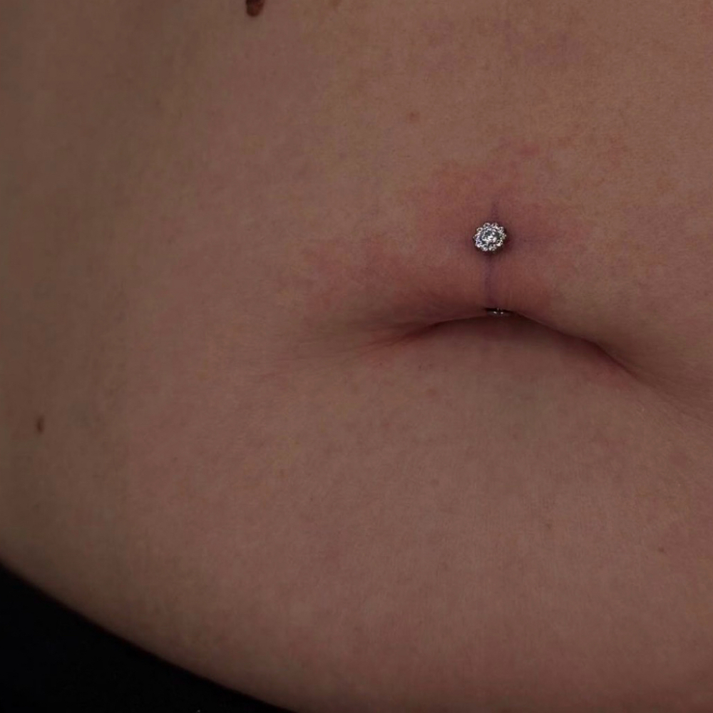 FLOATING NAVEL at DeAna’s Diamonds in Green cove springs, FL