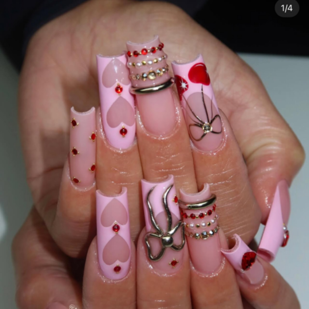 Valentine Special at Airen’s Acrylics in Ozark, MO