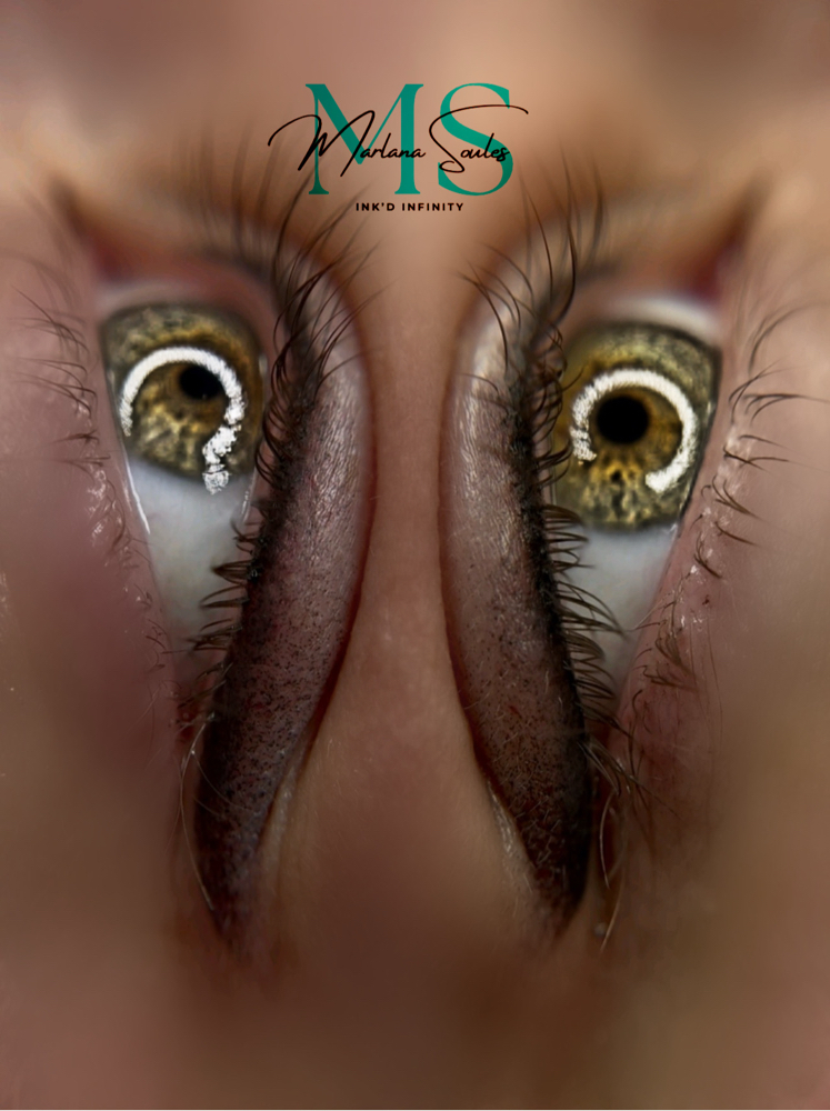 Wing/Dusty Wing Eyeliner