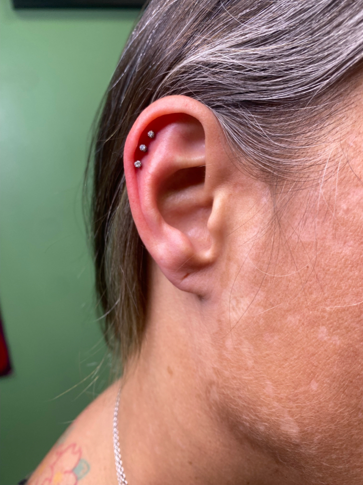 Helix piercing