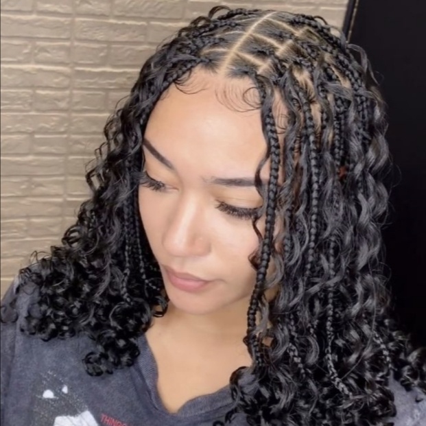 KNOTLESS BOHO BOB at Favourite Hair Braiding in Cantonsville, MD
