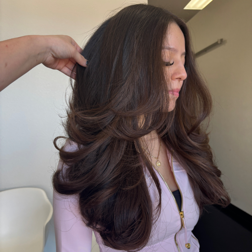 Blowout at COSMOIVYLLC in North Las Vegas, NV