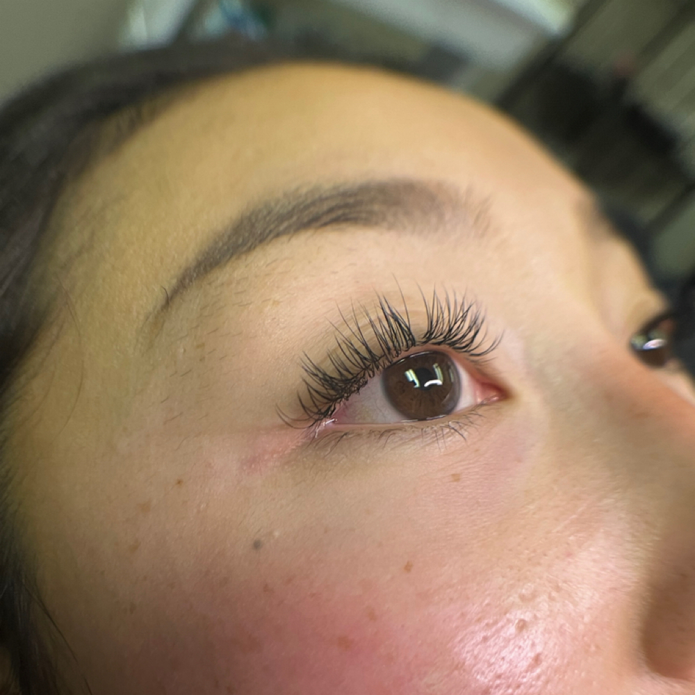 Classic Lash Extension Fullset at Mabini Lash & Wax in Tumwater, WA