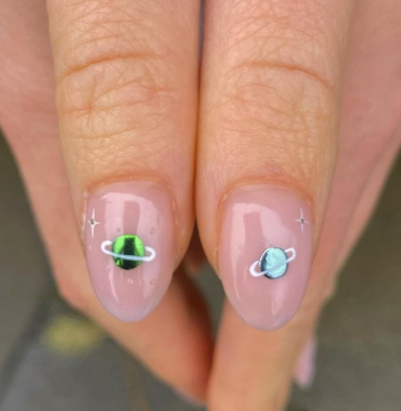 2 Nails Art