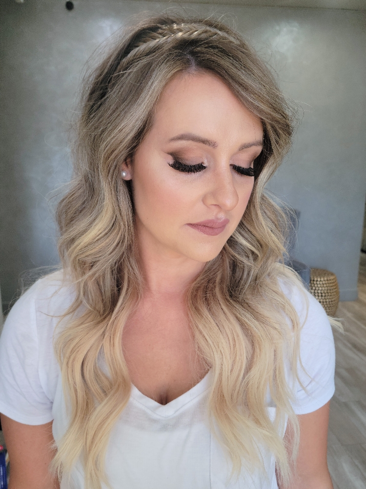 MAKEUP Application