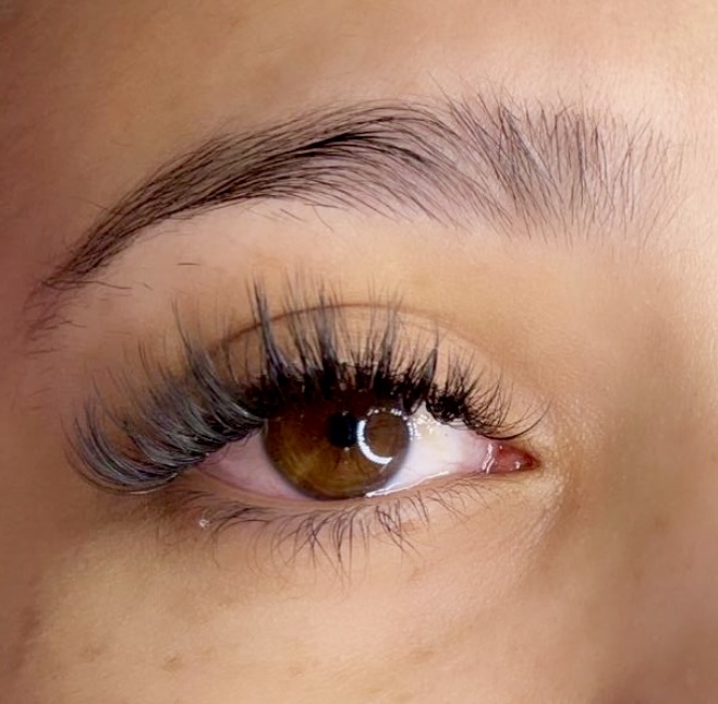 Fill-in: 1 Week Hybrid Lash Set