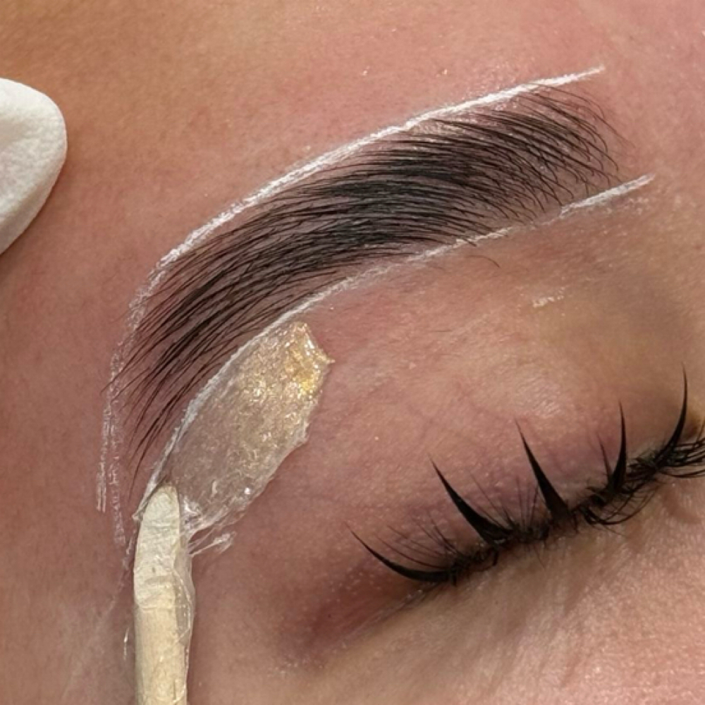 Brow Lamination & Tint (wax incl.)