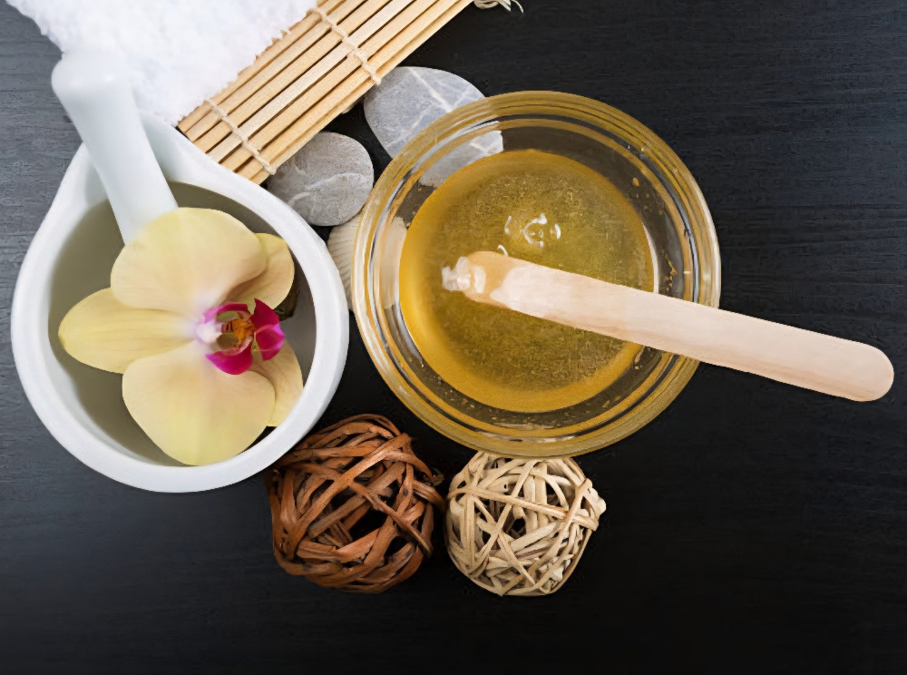 Tummy Line Wax