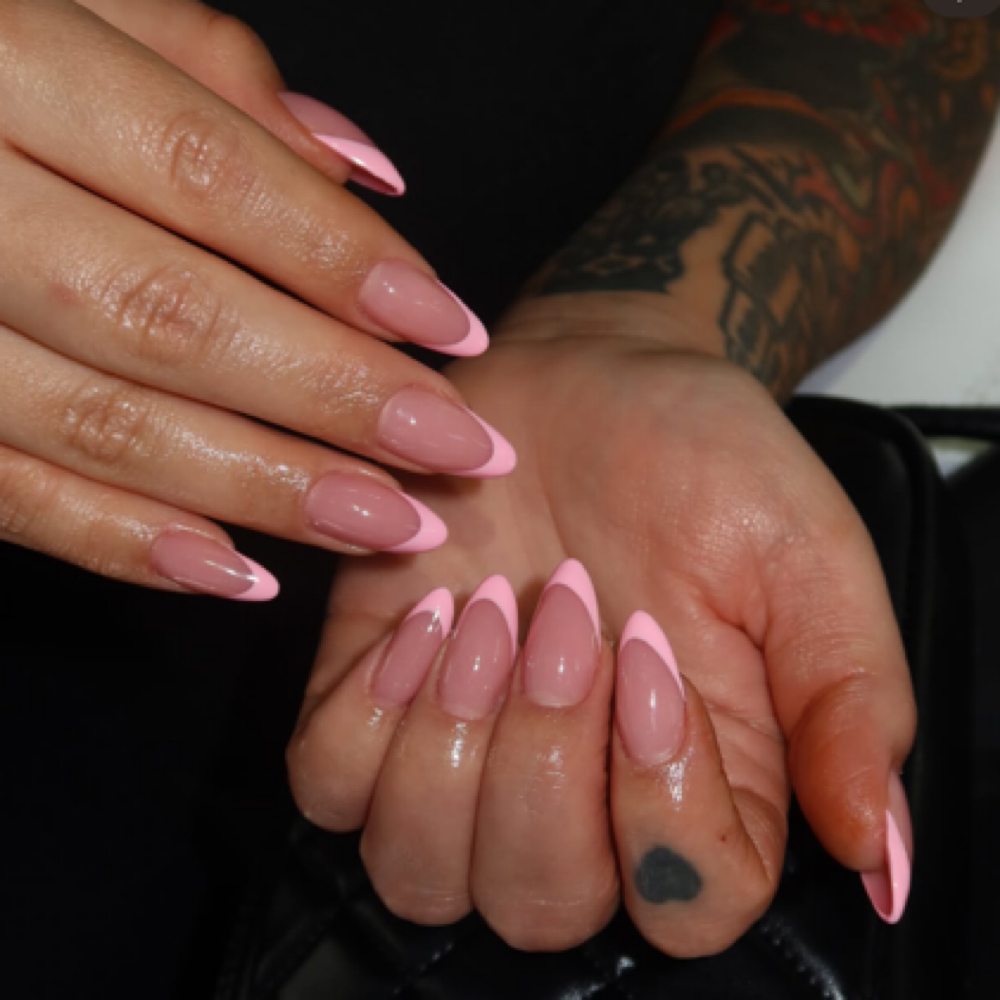 Acyrlic Almond Nails at MoMoneyNails in Portland, OR