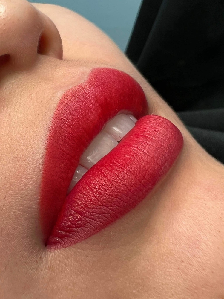 VIP Lip Blushing