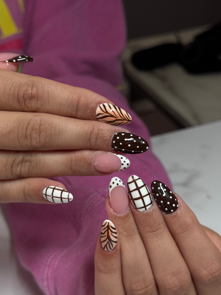 Hand Painted Design at Maddy’s Nail Bar in Kings Park, NY