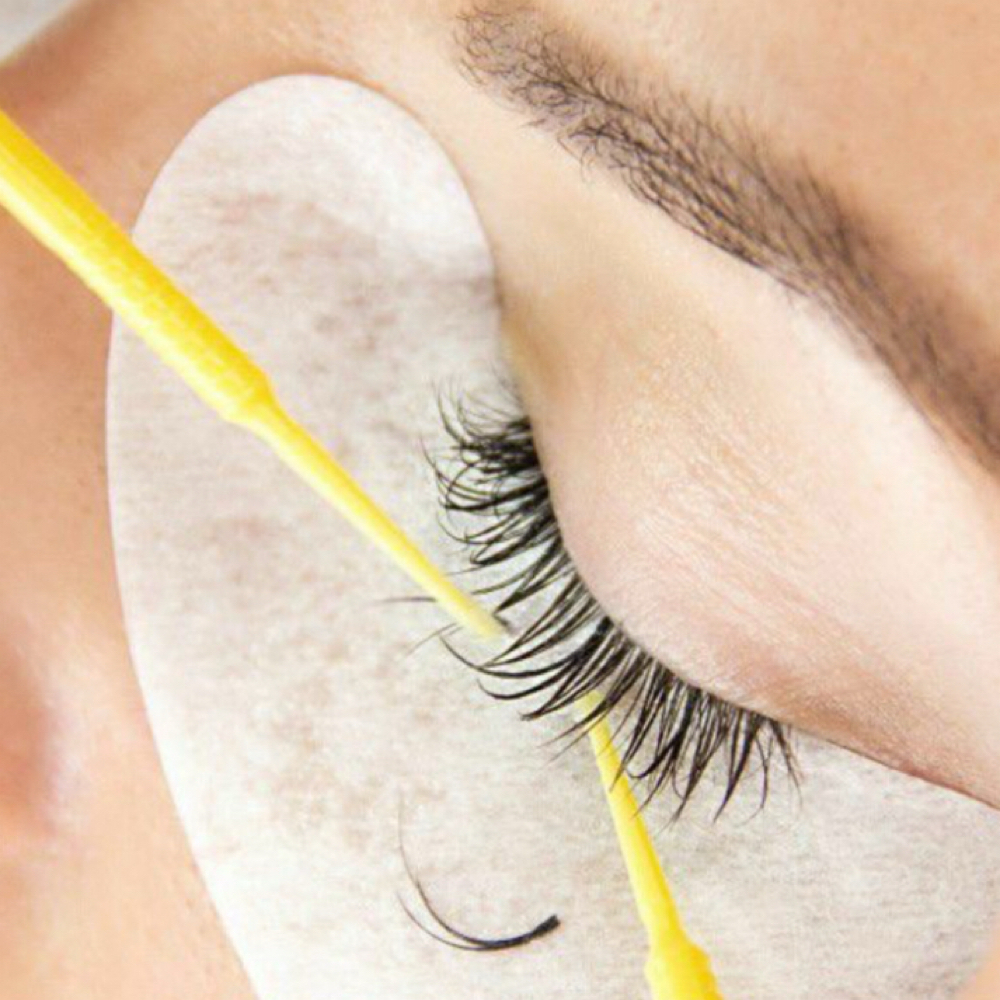 Lash Removal