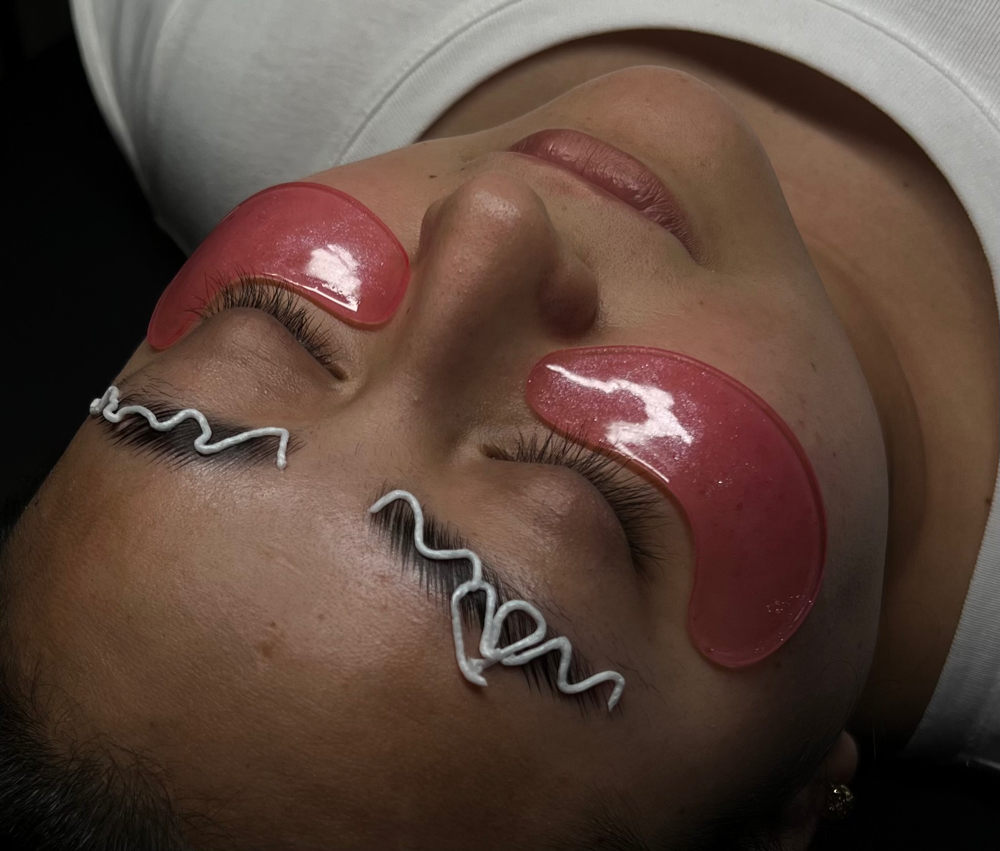 Brow lamination Maintenance