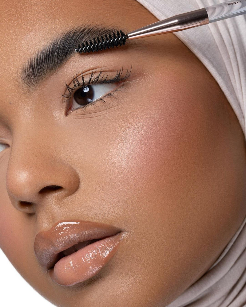Brow Lamination & Tint