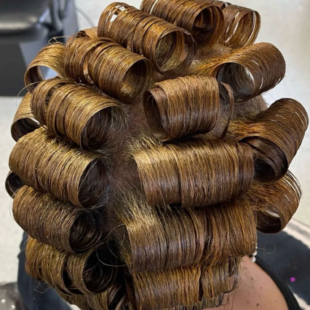 Shampoo & Set Experience at Experience Beauty Salon in Olive Branch, MS