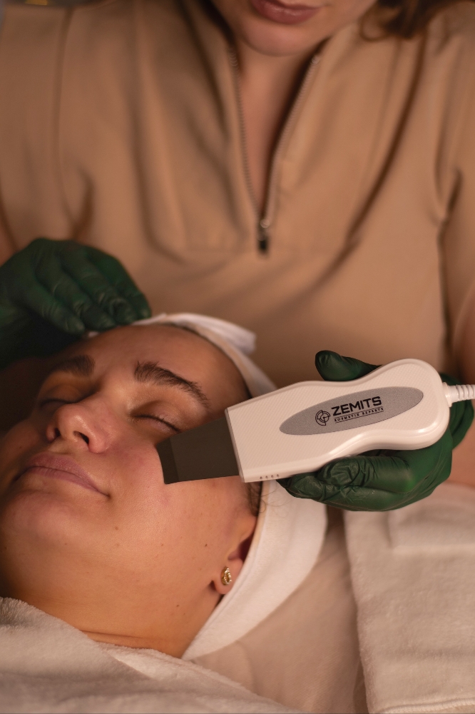 Deep Pore Detox Facial