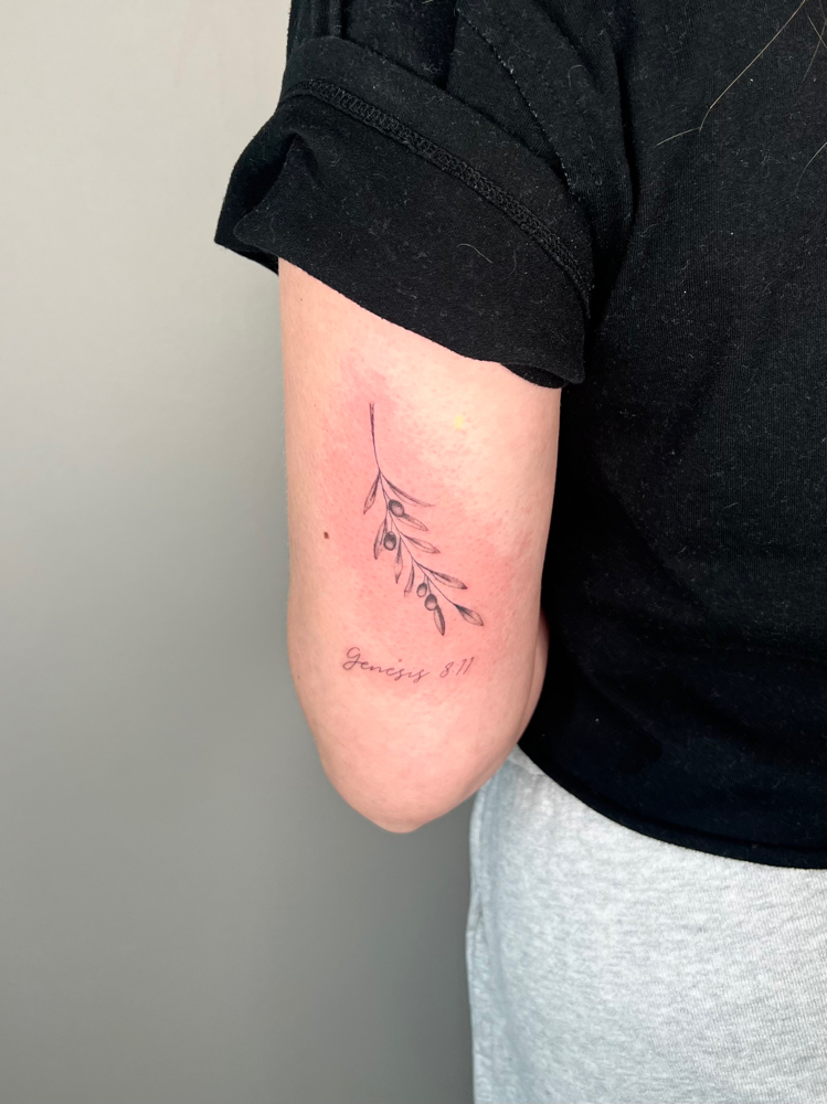 Medium Tattoo