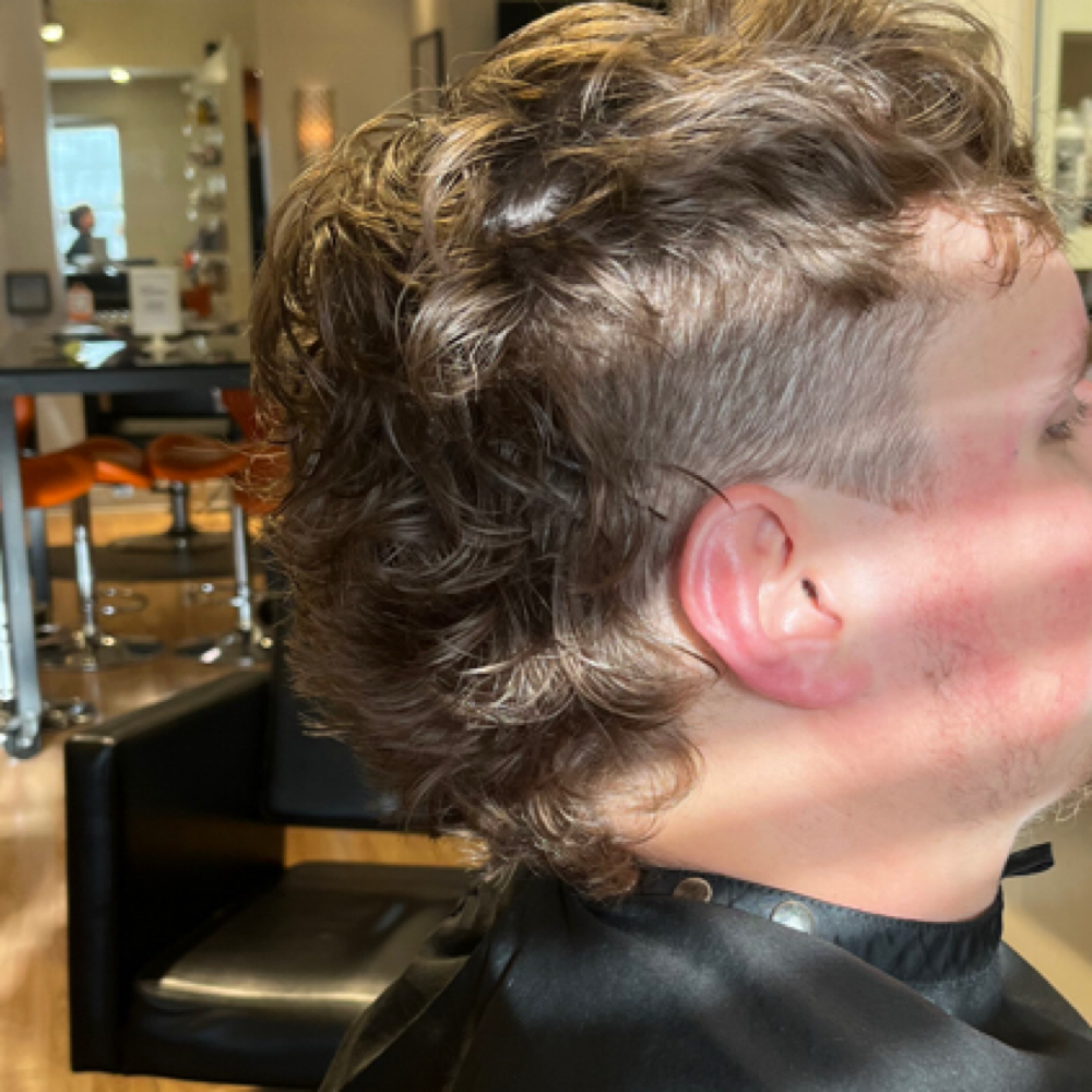 Mens Clipper haircut at Manesbykels in bossier city, LA